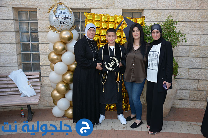 تخريج الفوج العشرين من مدرسة أجيال الابتدائية في جلجولية